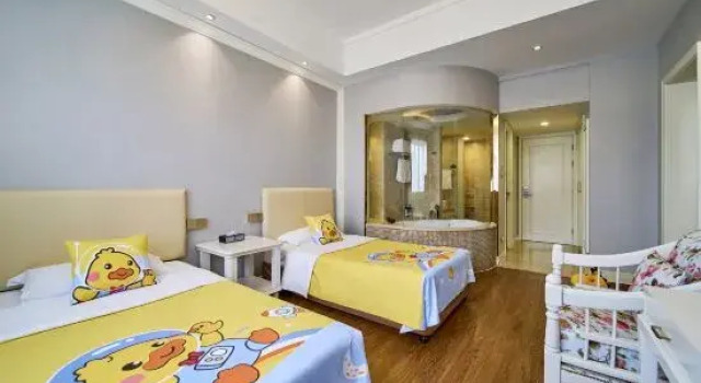 Люкс International Trade Hotel