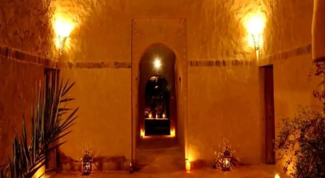 Maison Chez Lahcen Akka Nait Sidi, Rezervovat Hotel Hotely v Guelmim-Es Semara s parkováním, Parkování