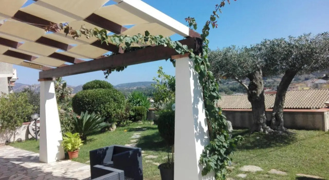 Appartamento Su Survaju, Buchen Sie Ferienwohnung Irgoli Barbagia