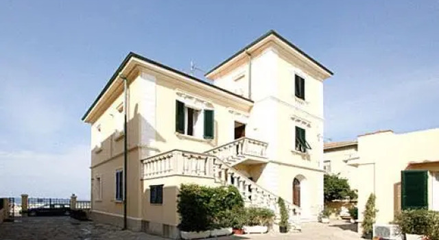 Villa Liberty with Private Beach, Забронировать Вилла Сан-Винченцо Берег Этрусков