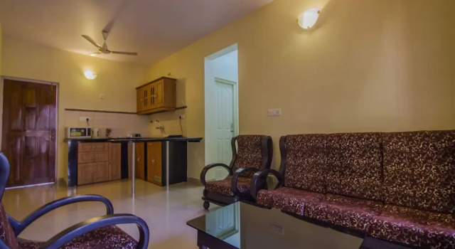 OYO 13256 Home Exotic Pool View 2BHK Varca Beach, Rezerwuj Hotel Hotele w Varca z basenem, Basen