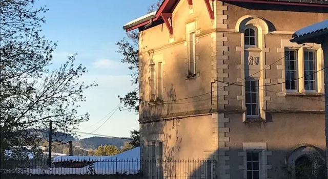 Château de la Bourdelière, Rezervovat Hotel Saint-Laurent-de-Chamousset Monts et Coteaux du Lyonnais