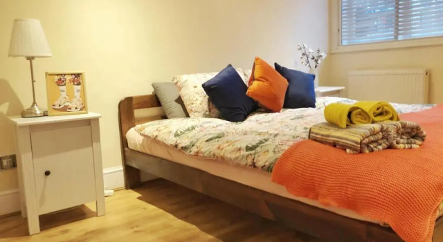 Lovely flat in West Kensington Central London