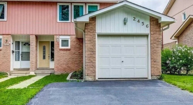 Beautiful bedroom in Mississauga, Varaa Hotelli Mississauga 