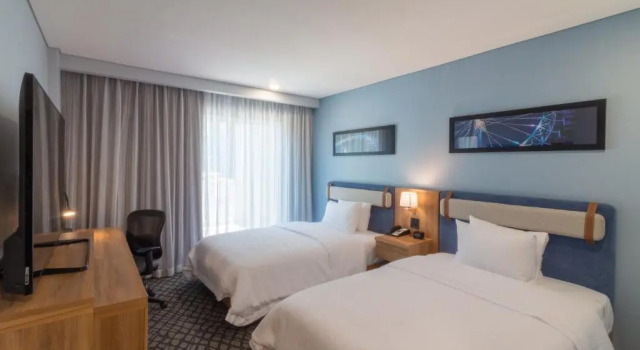 Camera quadrupla Standard Hampton by Hilton Aguascalientes Downtown