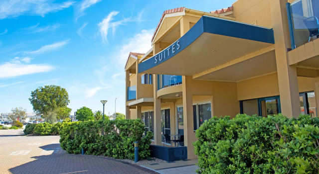 Marina Hotel, Book Hotel Port Lincoln South Australia