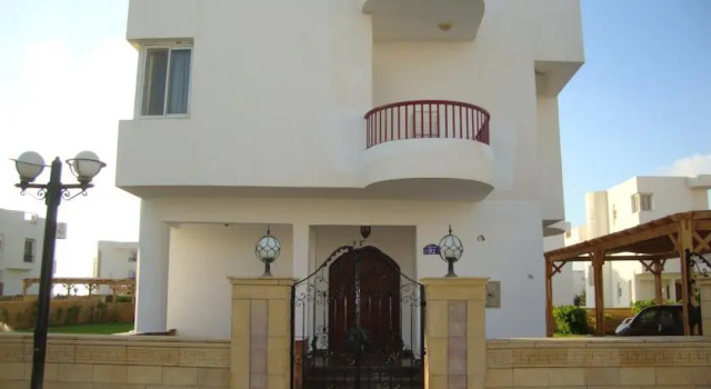 Luxury Villa Panorama Beach, Book Villa Sommerhuse i Marsa Matrouh, Hytte