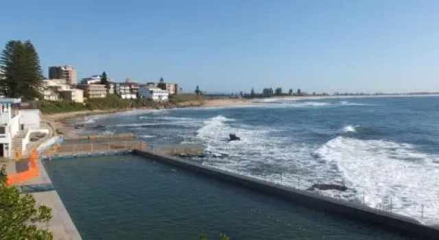 Sea Spray Apartments, Unit 4