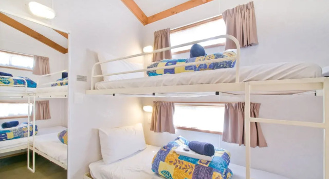 Семейный номер Deluxe с 2 комнатами Warragul Gardens Holiday Park
