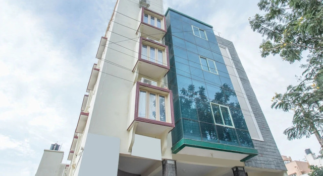 OYO 15482 Delite Suites