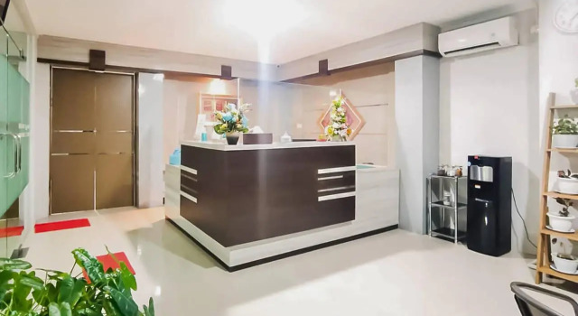 Urbanview Hotel Bari Syariah Palembang, Rezervovat Hotel Hotely v Palembang s parkováním, Parkování
