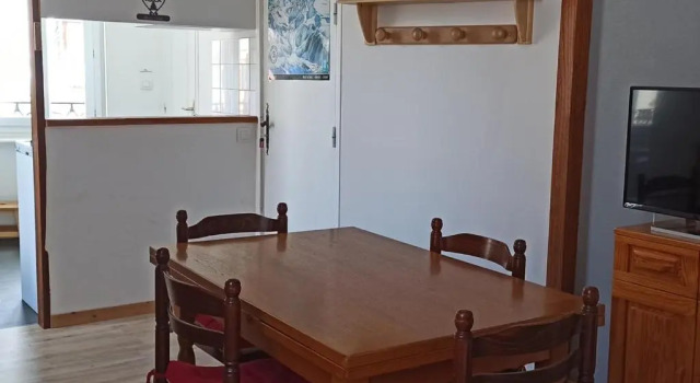 Appartement Mont-Dore, 2 pièces, 4 personnes - FR-1-415-46