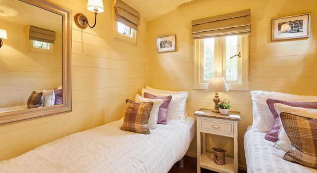 Host Stay Guards Van, Забронировать Отель Отели Шотландских границ с парковкой, Парковка