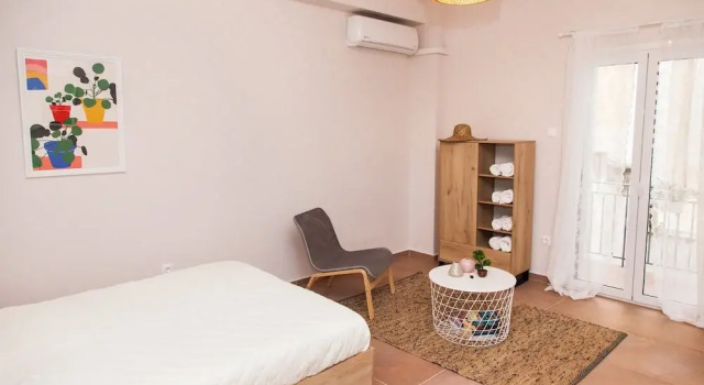 Cozy Studio Athens Downtown - Sleeps 3