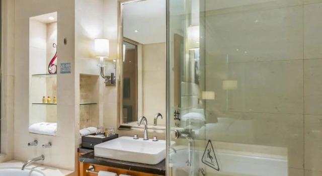 Двухместный номер Executive Wyndham Xinyang Downtown