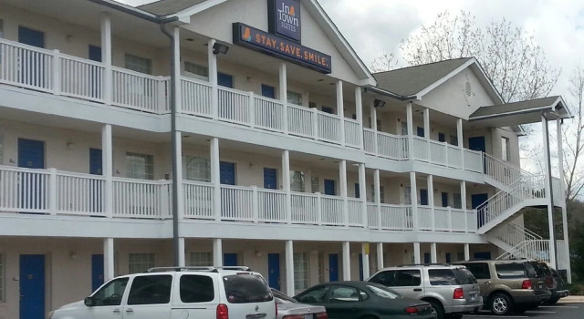 Sun Suites of Charlotte, Reserva ahora Hotel Charlotte 