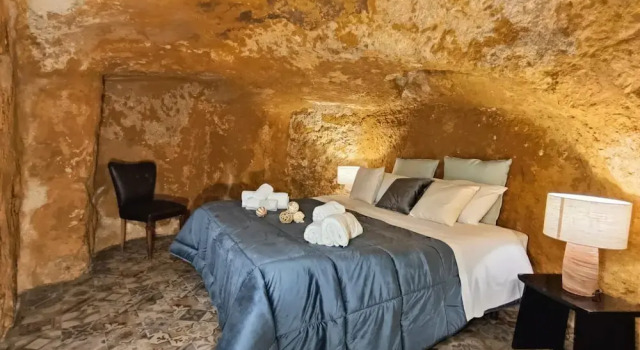 Historic Apartment, Book Apartment Hotels in Sicily with Parking, Parking
