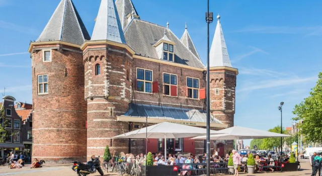 Houseboat studio with canalview and free bikes, Rezervovat Hotel Amsterdam Oud Zuid 