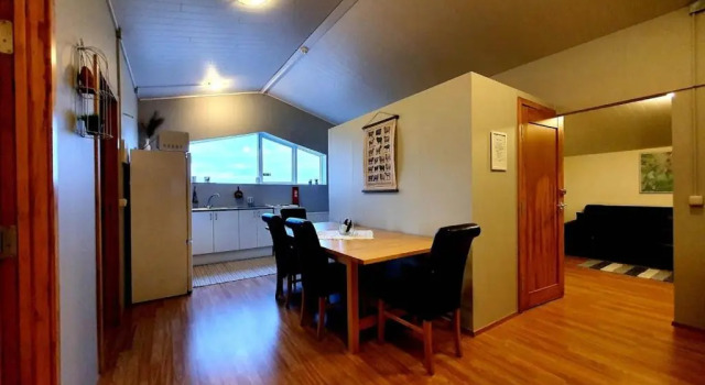Апартаменты Skálatjörn Guesthouse