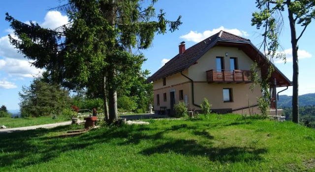 Коттедж Holiday Home Razglednik
