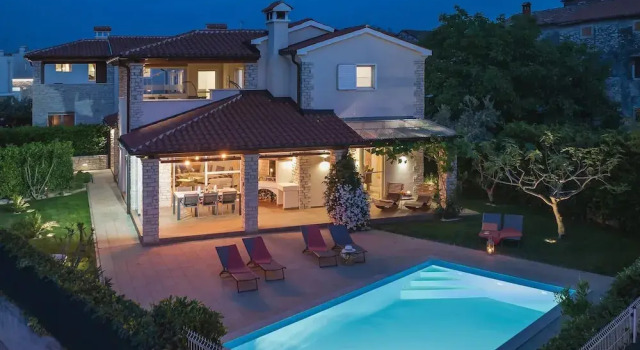 Вилла Villa in Novigrad with Pool near Beach