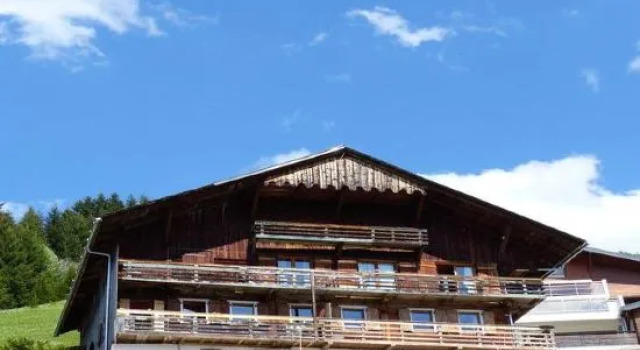 Appartement La Martonne, Prenota Appartamento Hotel a Alvernia con parcheggio, Parcheggio