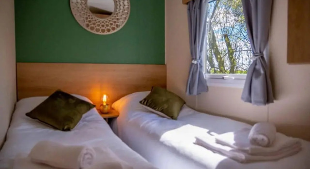 Tattershall Lakes Private Hot Tub Lodge - Sleeps 6, Rezervasyon Tatil Evi Merseyside villalar, Villa