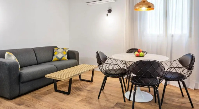 Апартаменты Standard B&B HOTEL Apartamentos Madrid Centro Fuencarral 46