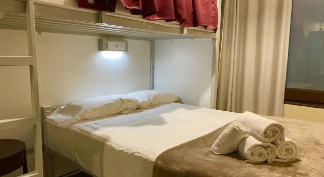 The Loft Hostel Barcelona, Забронировать Хостел Барселона провинция Барселона, рядом с Jove Regina Theatre