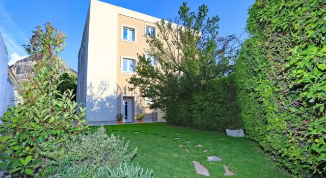 Апартаменты Deluxe Apartment Blue Eyes