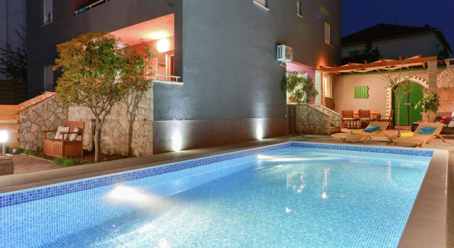 New Luxury Apartment - Villa with private swimming pool and nice covered terrace, Забронировать Апартаменты/квартира Апартаменты Задар, Апартаменты/квартира
