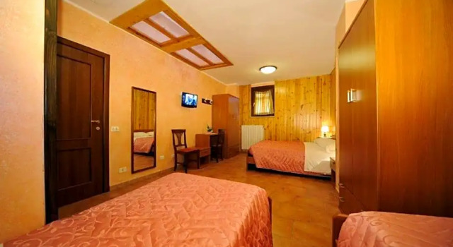 Albergo Pensione Paola, Забронировать Отель Пескассероли Abruzzo Ski