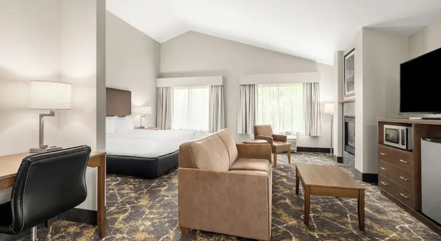 Четырёхместный люкс The INN at Gig Harbor