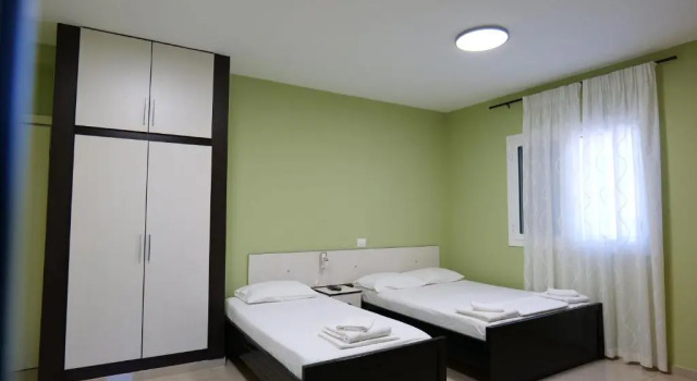 Трёхместный номер Standard с балконом и с видом на горы Hotel Jali