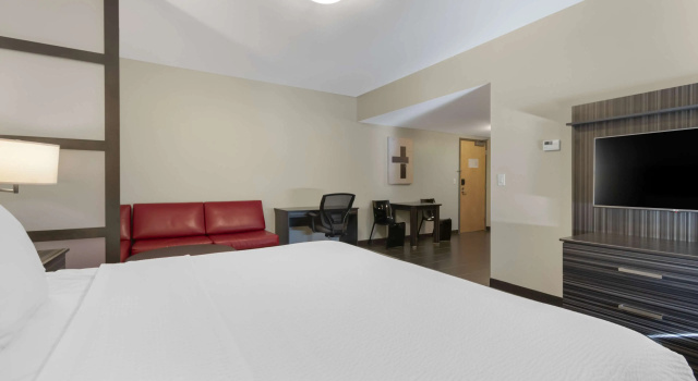 Двухместный люкс Best Western Plus Airport Inn & Suites