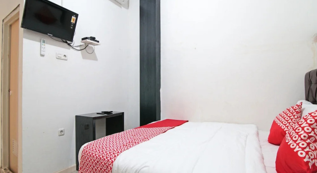 Номер Deluxe OYO 91642 Fhazel Residence Syariah