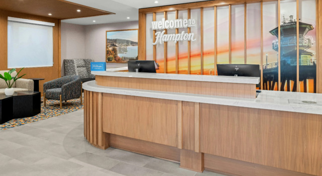 Hampton Inn by Hilton Costa Mesa Newport Beach