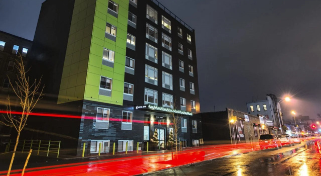 Hotel BPM Brooklyn New York, Забронировать Отель Отели Бруклина с парковкой, рядом с 36-я стрит (линия 4-й авеню дивизиона "Би-Эм-Ти"), Парковка