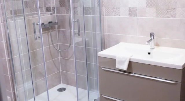 Номер Standard Hôtel Au Coq Dort Spa