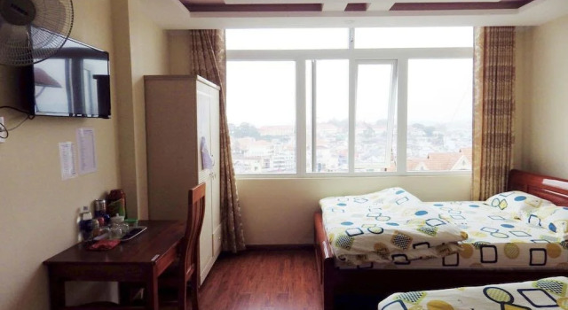 Huong Sen Hotel