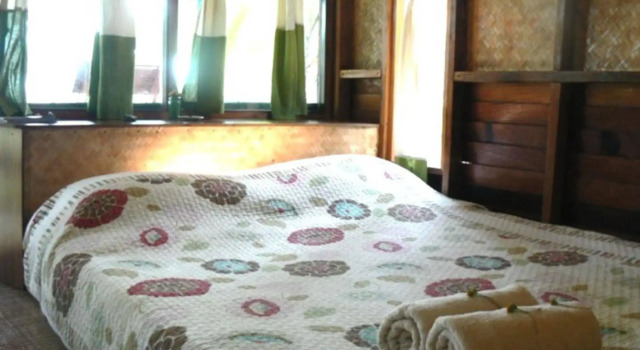 Norn Pai Norn Play Guesthouse, Забронировать Отель Пай 