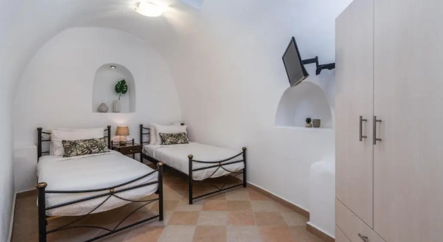 Коттедж с 2 комнатами Villa Amore