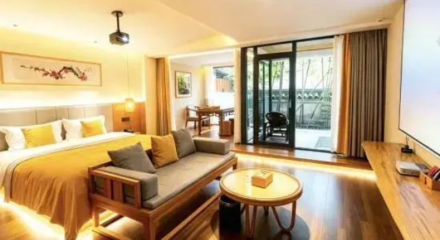 Люкс с 2 комнатами с видом на горы Mount Qingcheng Liuhe · Bisu Wenquan Homestay