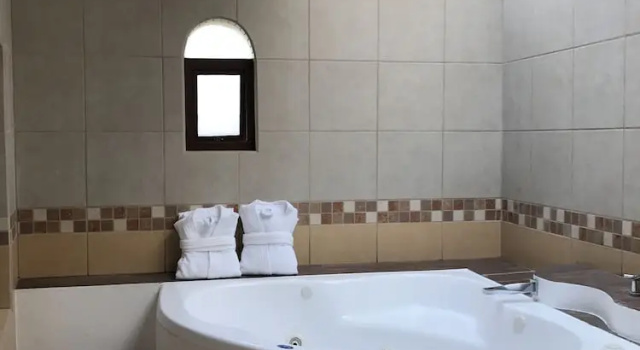Двухместный люкс Premium с видом на озеро Hotel puesta del sol