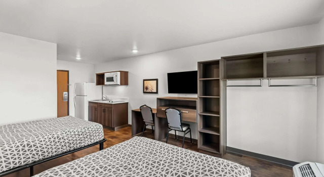 Четырёхместный номер Standard WoodSpring Suites Austin North I-35