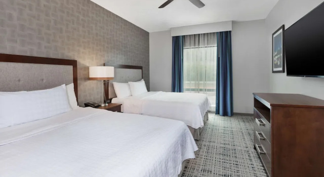 Четырёхместный люкс c 1 комнатой Homewood Suites by Hilton Pittsburgh Downtown