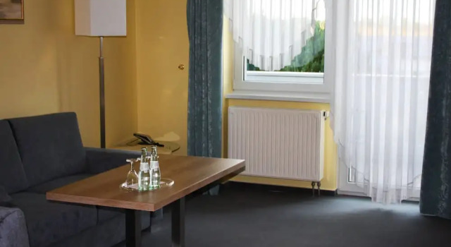 Трёхместный номер Standard с балконом Hotel Herbstein