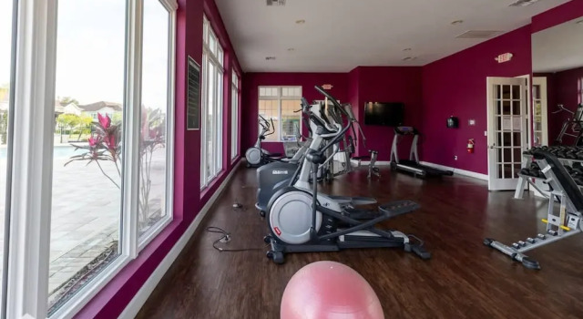 Апартаменты 4BR Family Townhouse Steps to Disney