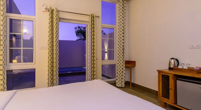 Двухместный коттедж Luxury Astroport Sariska Treetop by Eight Continents