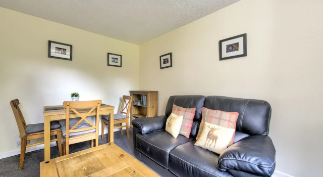 Charming Grassmarket Apartment with Castle View, Забронировать Апартаменты/квартира Эдинбург Midlothian, рядом с Национальный музей Шотландии